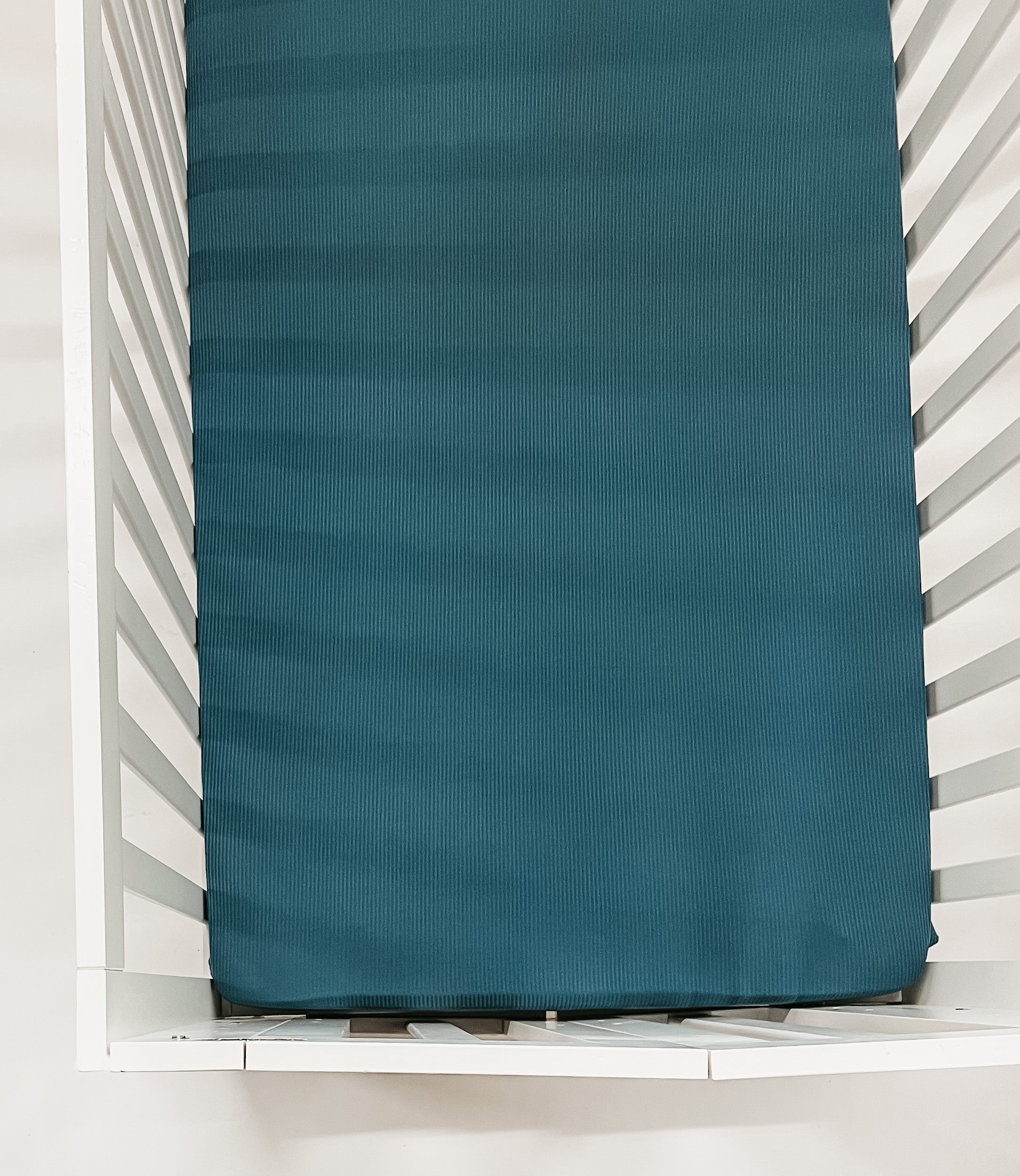 River Ribbed Crib Sheet